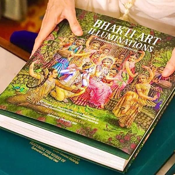 Buy Bhakti Art Illumination A Compilation of Devotional